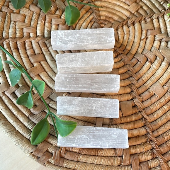 Mini Selenite Sticks Charging Carving Energy Wand Gemstone Crystal Bar Sticklets - Picture 4 of 7